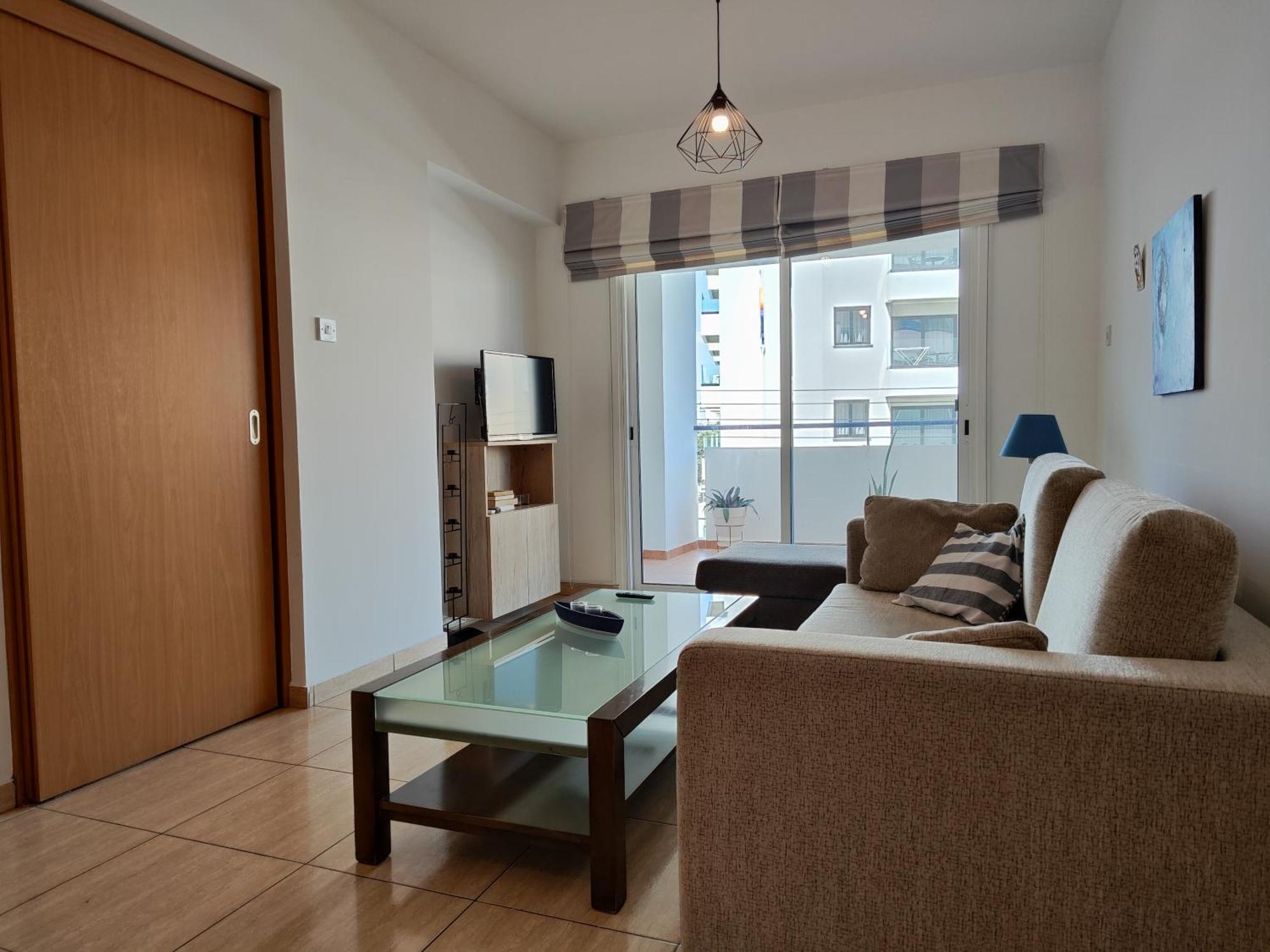 Carisa Downtown With Rooftop Pool Larnaca Exterior foto