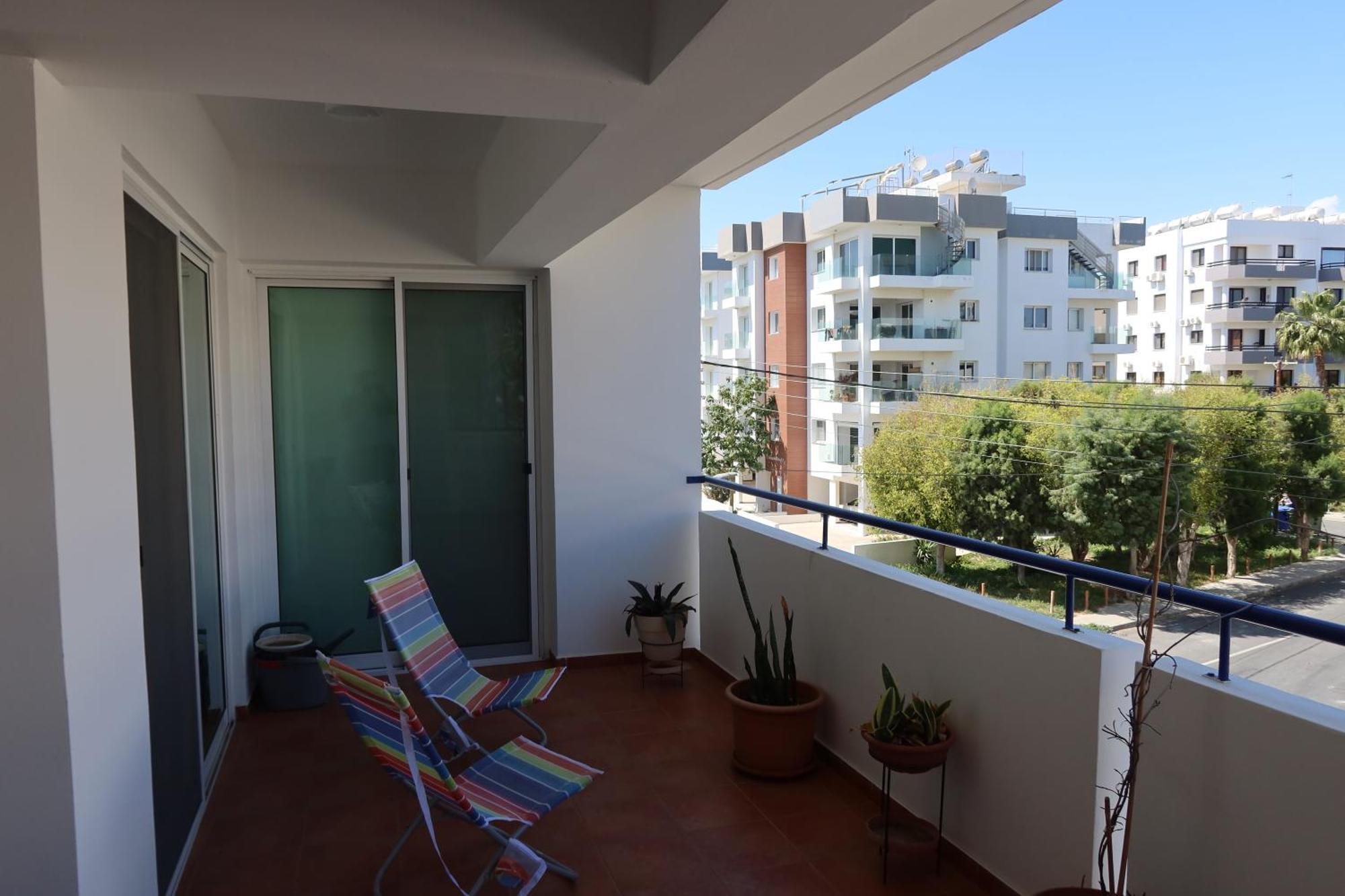 Carisa Downtown With Rooftop Pool Larnaca Exterior foto